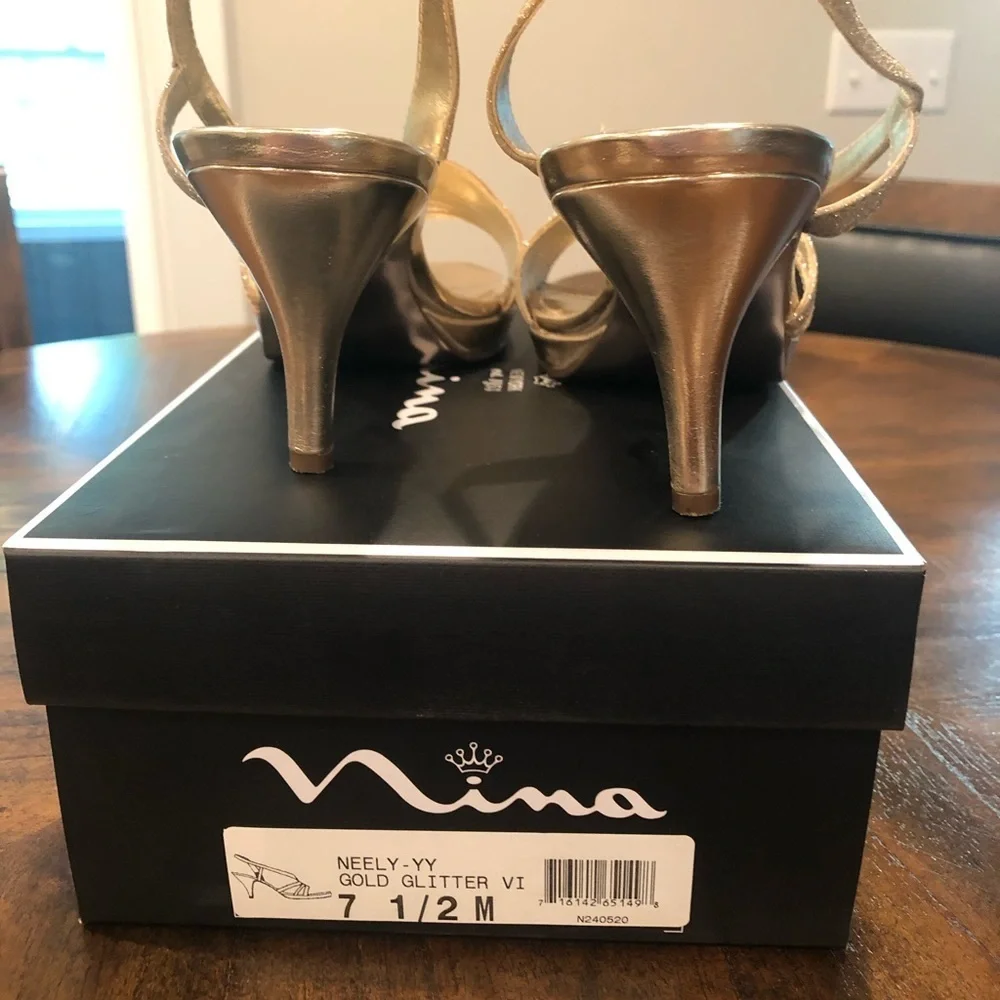 Gold HeelsNina Glittery Back Strap Sz 7.5 Wedding Party Festival Hoco Dance